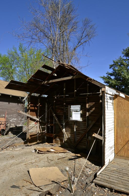 Detached Garage Building